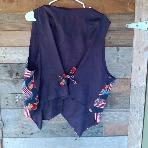Women's 4th of July Fourth Vest Plus Size 2X Teddy Bear Flag Fireworks Patriotic - Picture 2 of 3